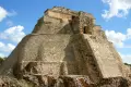 uxmal-tour-ancient-pyramid